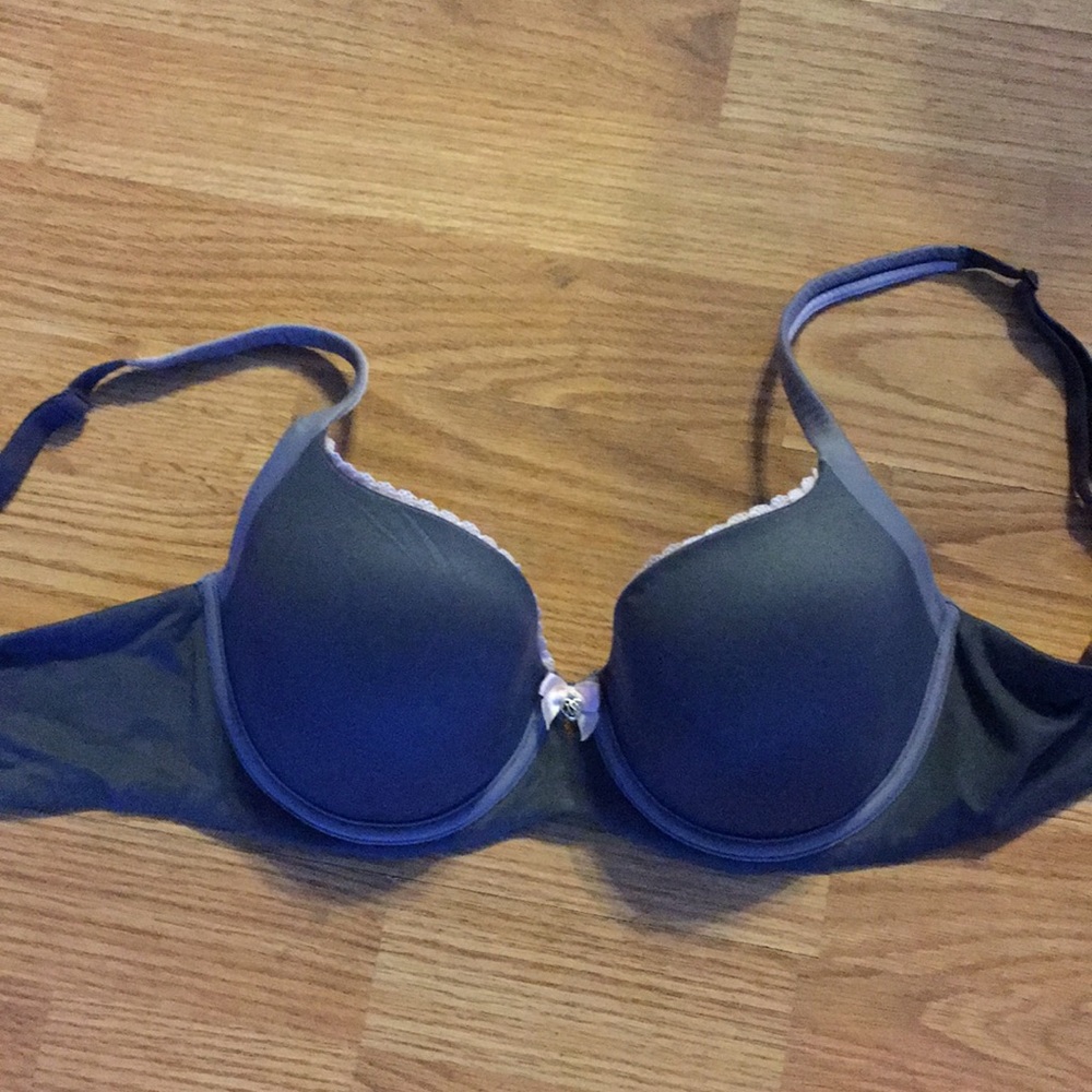 Victoria’s Secret Bra lined Demi